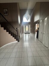 14466 Doebler Dr in Shelby Township, MI - Foto de edificio - Building Photo