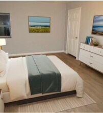 31 Queen St E in Cambridge, ON - Building Photo - Building Photo