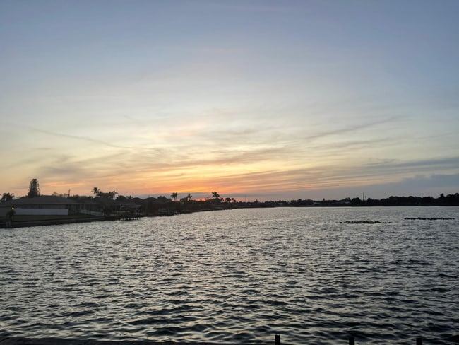 544 SE 5th Ave in Cape Coral, FL - Building Photo - Building Photo