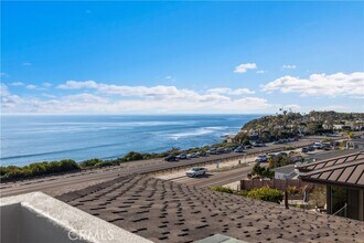 1371 San Elijo Ave in Encinitas, CA - Building Photo - Building Photo