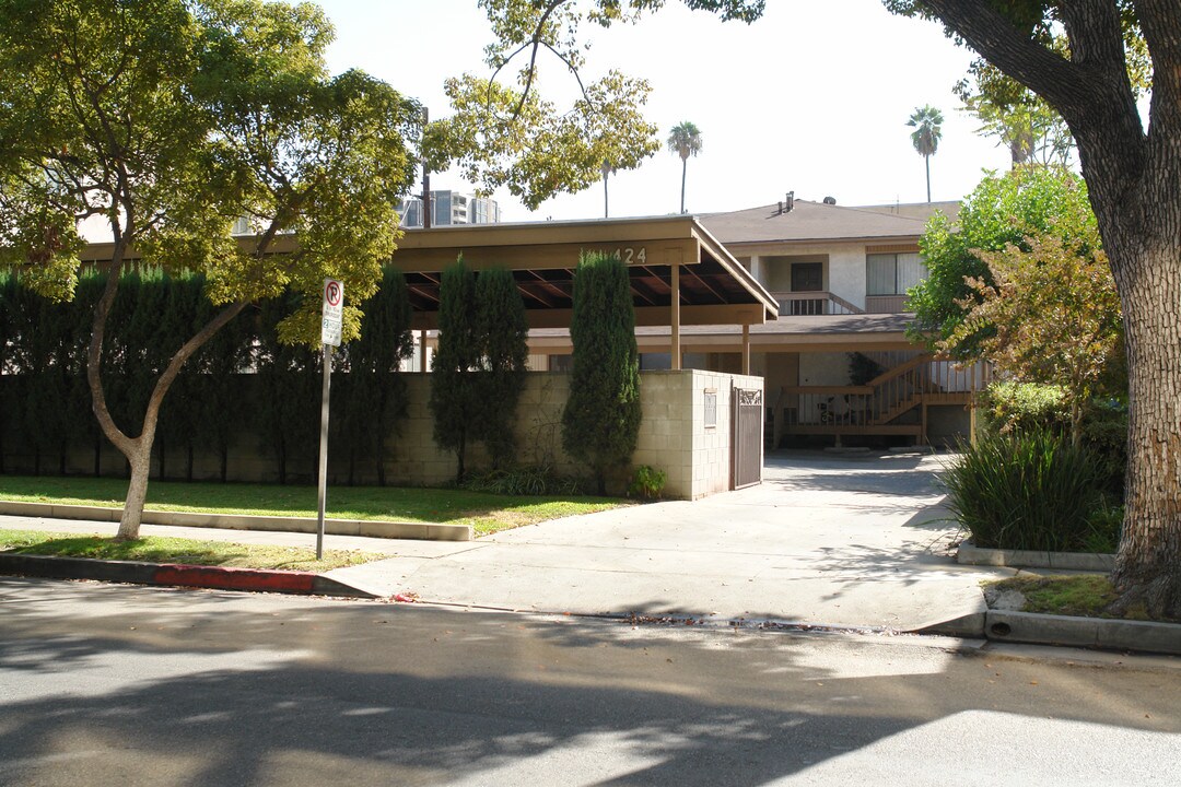 424 Arden Ave in Glendale, CA - Building Photo