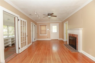 200 Maycox Ave in Norfolk, VA - Building Photo - Building Photo