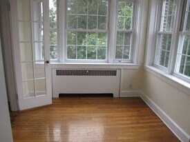 1 Langdon Sq in Cambridge, MA - Building Photo