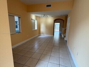 8899 SW 220th Ln in Cutler Bay, FL - Building Photo - Building Photo