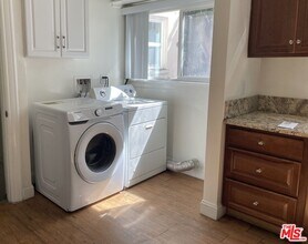 238 S Kenmore Ave in Los Angeles, CA - Building Photo - Building Photo