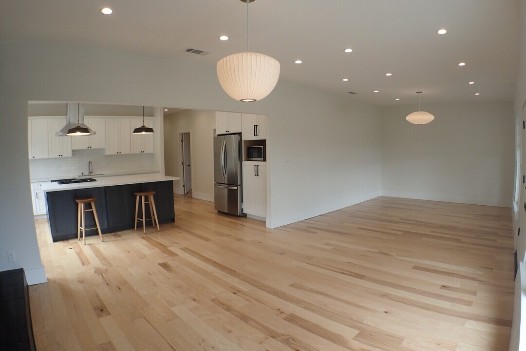 3705 Arlington Ave in Los Angeles, CA - Building Photo