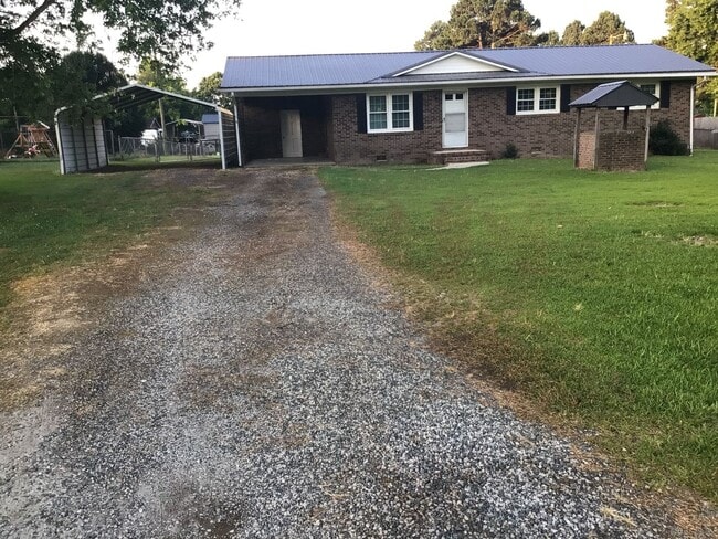 property at 108 Eastbrook Cir