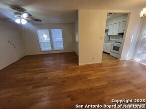 8934 Golden Brook in San Antonio, TX - Building Photo - Building Photo