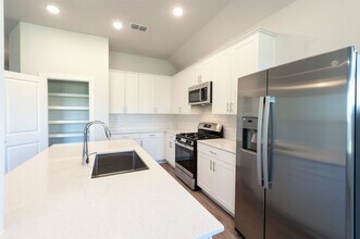 16835 Solomons Plume Ln in Cypress, TX - Building Photo - Building Photo