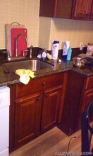 26 Greylock Rd in Boston, MA - Foto de edificio - Building Photo