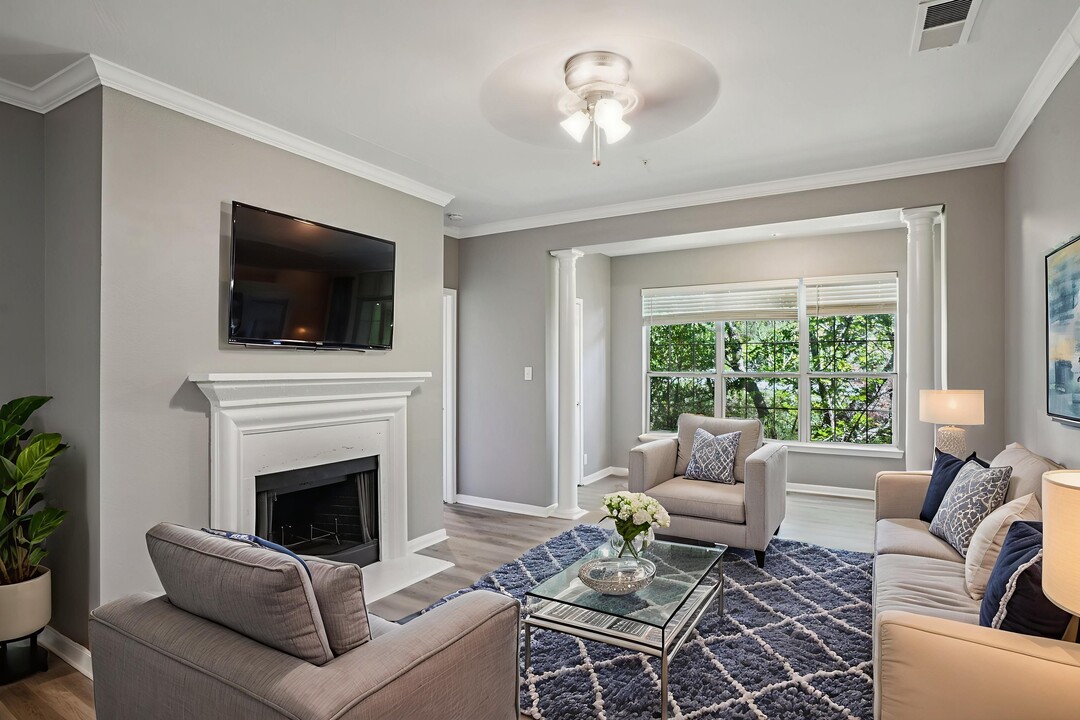 Bridford Lake Apartments in Greensboro, NC - Foto de edificio