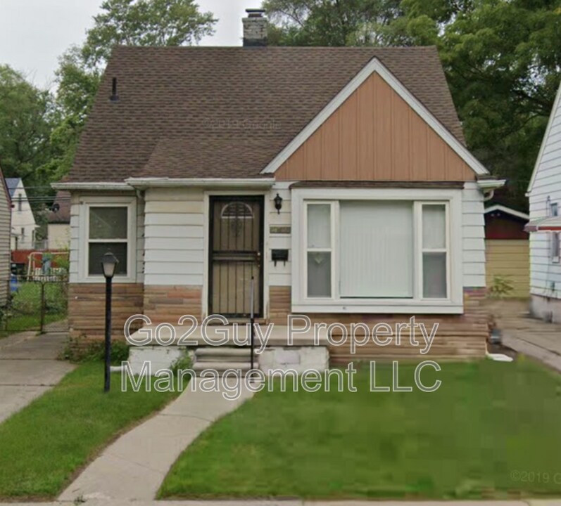 18631 Shiawassee Dr in Detroit, MI - Building Photo