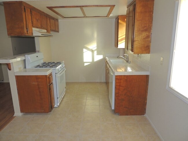 430 Ohio Ave in Long Beach, CA - Building Photo - Building Photo