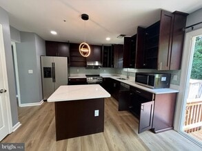 339 Lindera Ct in Glen Burnie, MD - Building Photo - Building Photo