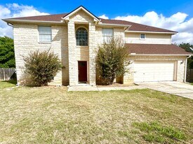 215 River Bluff in Castroville, TX - Building Photo