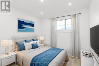 1175 Dunsmure Rd in Hamilton, ON - Building Photo - Building Photo