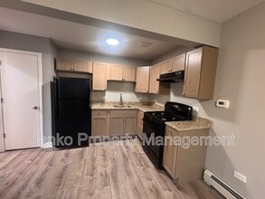 3341 Commercial Ave in South Chicago Heights, IL - Building Photo - Building Photo