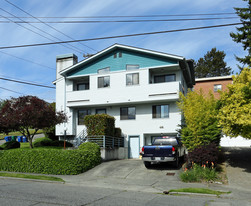 3201 22nd Ave W Apartamentos