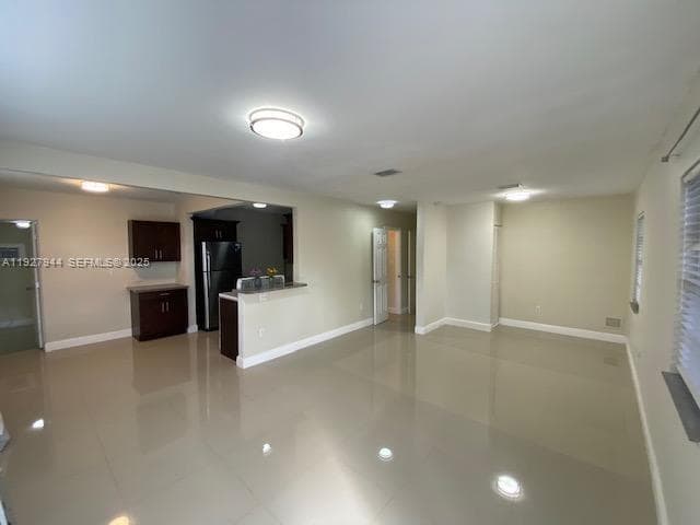 1815 NE 175th St in North Miami Beach, FL - Building Photo - Building Photo