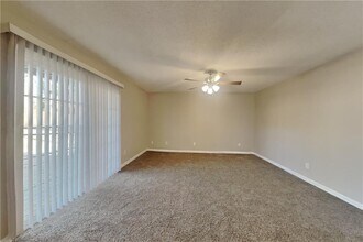 4901 Duncan Wood Dr in Duluth, GA - Building Photo - Building Photo