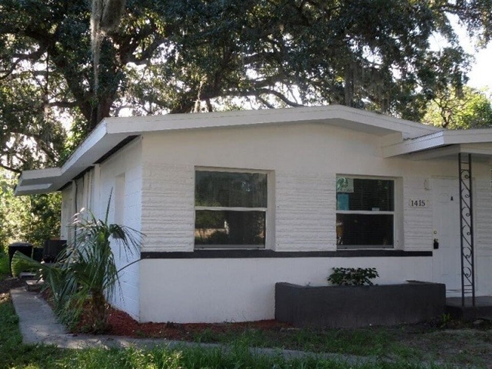 1415 N Madison Ave in Clearwater, FL - Building Photo