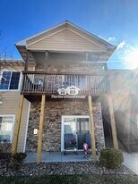 2000 Meadow Ct in Des Moines, IA - Building Photo