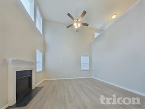 203 Silver Arrow Cir in Austell, GA - Building Photo - Building Photo