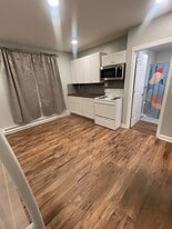 4442 Freer St, Unit 4442 apt 2 a in Detroit, MI - Building Photo