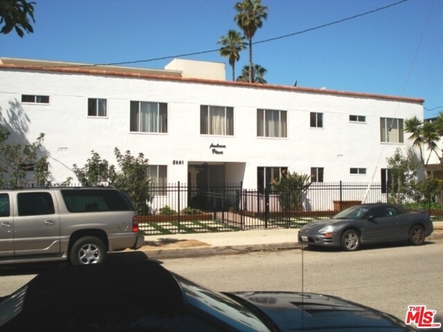 5641 Halbrent Ave-Unit -9 in Los Angeles, CA - Building Photo - Building Photo