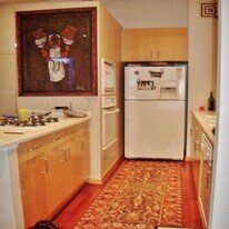 130 S Canal St, Unit Metropolitan Place 1 BDRM in Chicago, IL - Building Photo