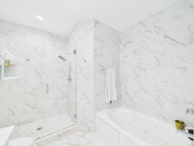 property at 2520 Robinhood St