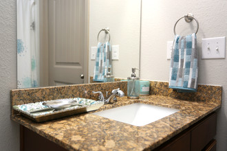 Oak View Apartments in Fort Worth, TX - Building Photo - Interior Photo