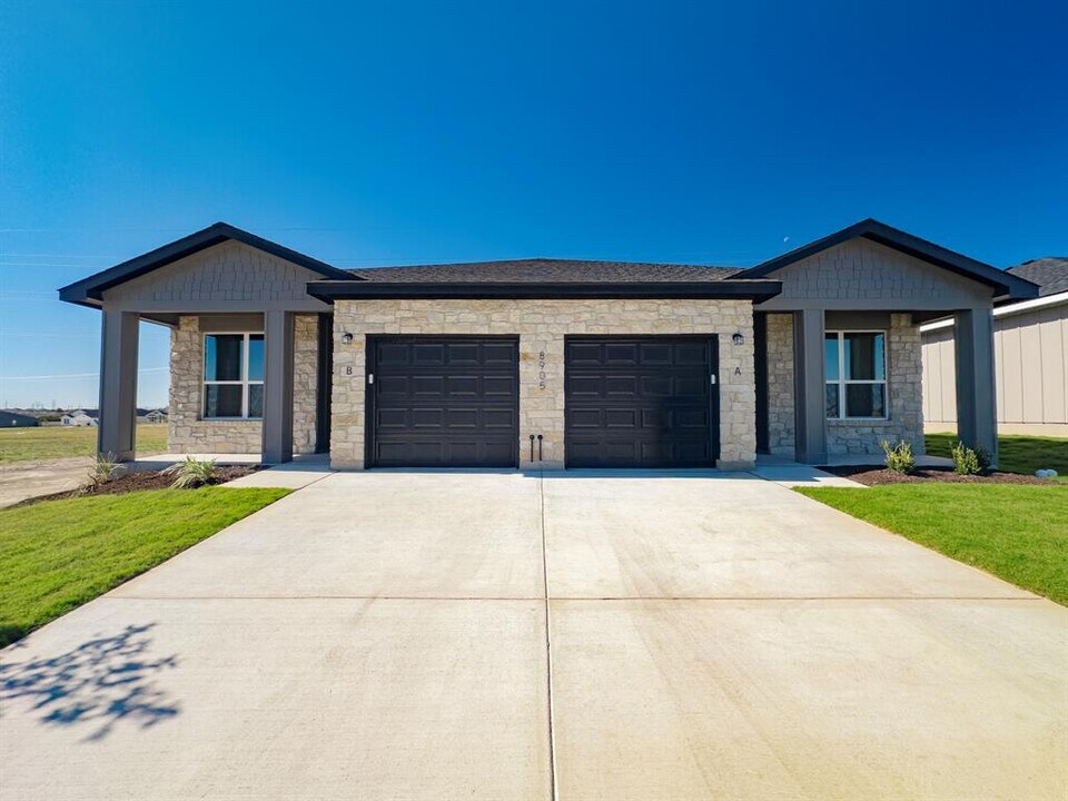 8905 Ash Rd in Killeen, TX - Building Photo