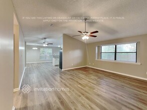 7940 Evening Flower Ln in Jacksonville, FL - Foto de edificio - Building Photo