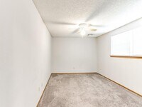 2524 Boxwood Ave photo'