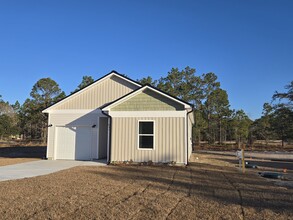 541 Barber Rd in Southport, NC - Building Photo - Building Photo