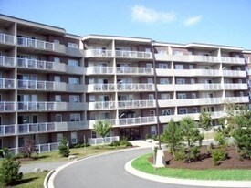 Park Royal in Halifax, NS - Building Photo
