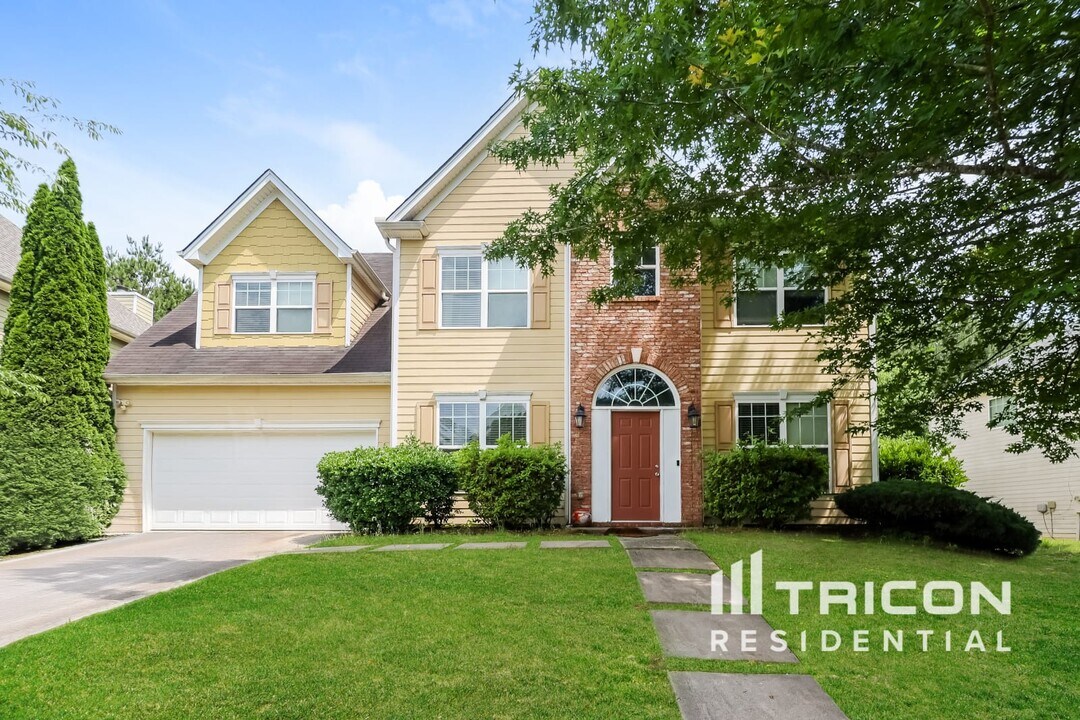 4304 Savannah Trail in Atlanta, GA - Building Photo
