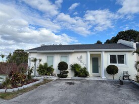 19623 NW 30th Pl in Miami Gardens, FL - Building Photo