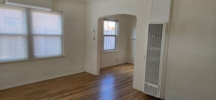 1201 Gold Ave SW in Albuquerque, NM - Building Photo - Building Photo