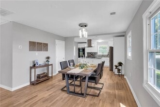 3910 Clairmont Rd in Chamblee, GA - Building Photo - Building Photo