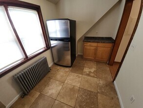 338 W 6th Ave in Conshohocken, PA - Building Photo - Building Photo