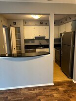 7610 Woodview St in Westland, MI - Building Photo