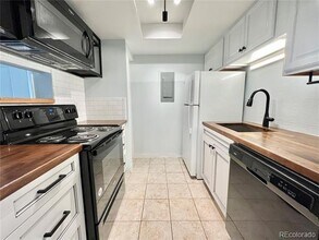 14493 E Jewell Ave in Aurora, CO - Building Photo - Building Photo