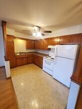 1920 Lathrop Ave. (16 Unit) in Racine, WI - Foto de edificio - Interior Photo