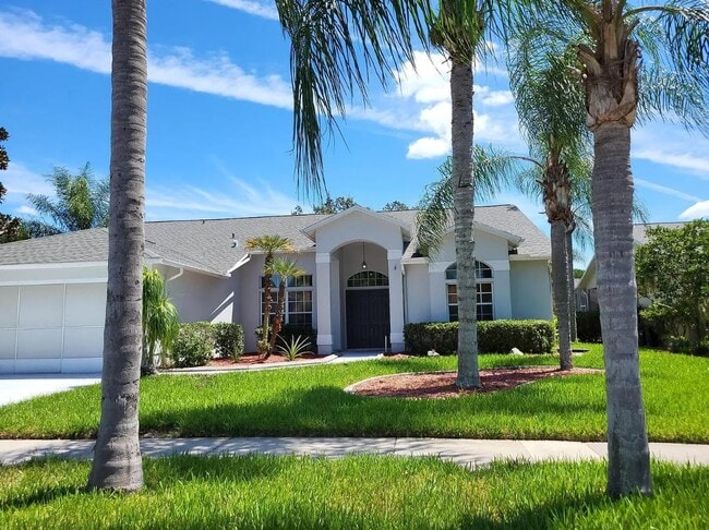 7748 Burnet Ln in New Port Richey, FL - Building Photo - Building Photo