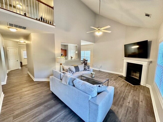 5135 Cactus Cove Ln in Buford, GA - Building Photo - Building Photo