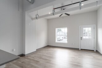 224 Hall St in Phoenixville, PA - Building Photo - Interior Photo