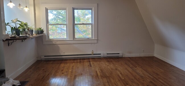 property at 388 Hubbard St