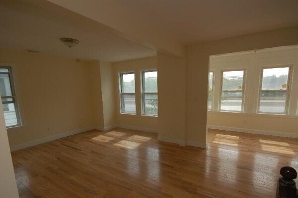 property at 142 Lincoln St